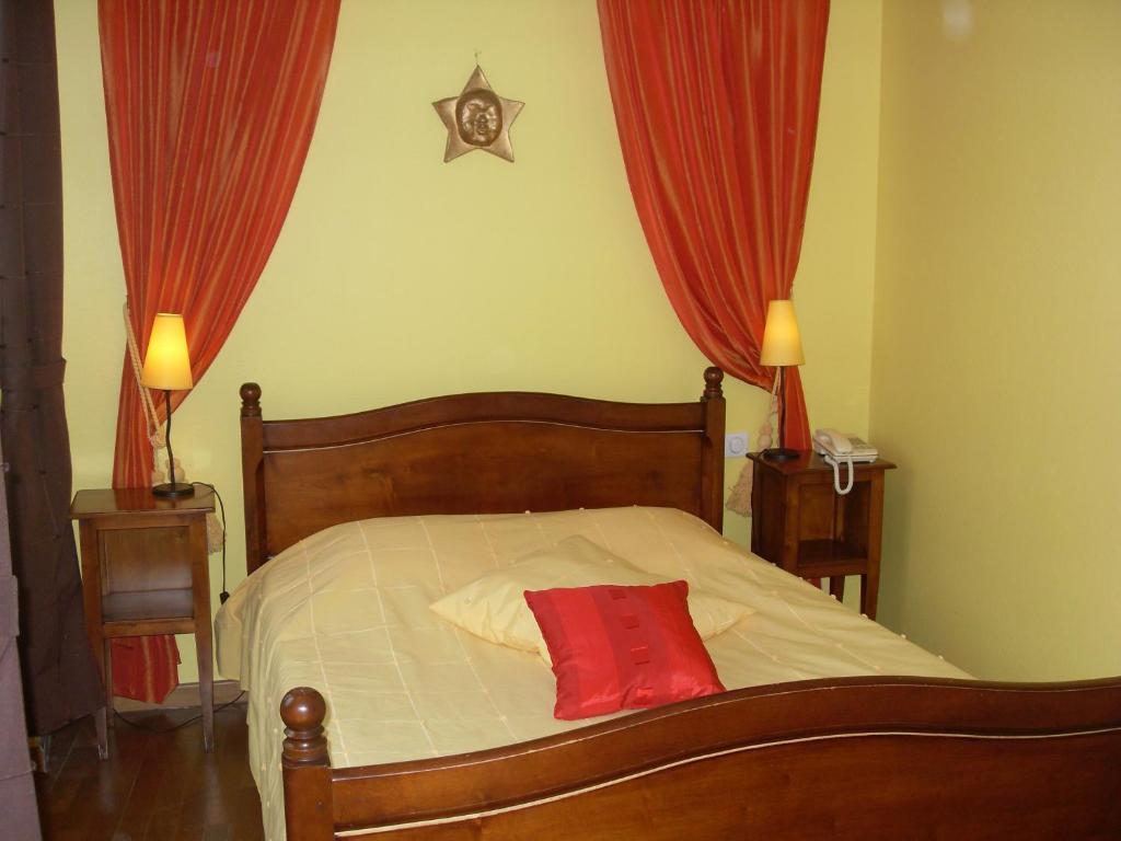 La Bastide Du Soleil Hotel Vinezac Bilik gambar